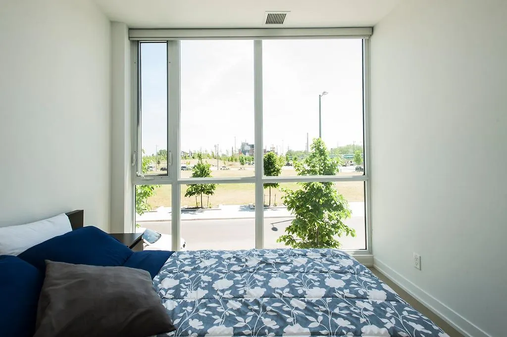 Elites Suites - One Bedroom Townhouse Condo Toronto