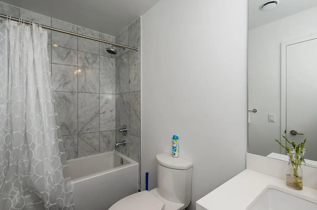 Apartment Elites Suites - One Bedroom Townhouse Condo Toronto
