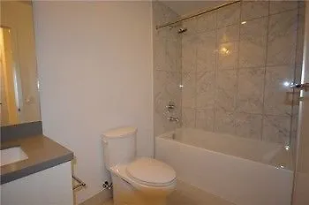 Elites Suites - One Bedroom Townhouse Condo Toronto 0*,  Canada