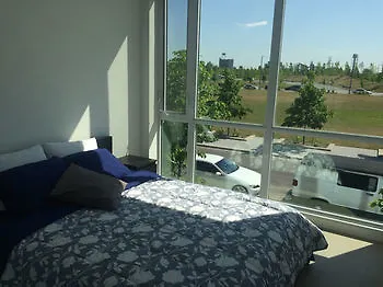 Apartment Elites Suites - One Bedroom Townhouse Condo Toronto Canada