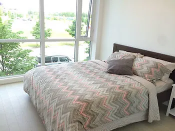 Elites Suites - One Bedroom Townhouse Condo Toronto