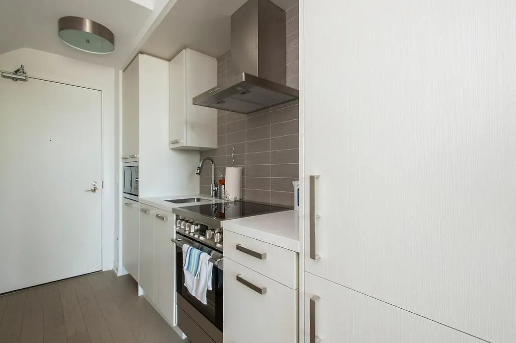 Apartment Elites Suites - One Bedroom Townhouse Condo Toronto